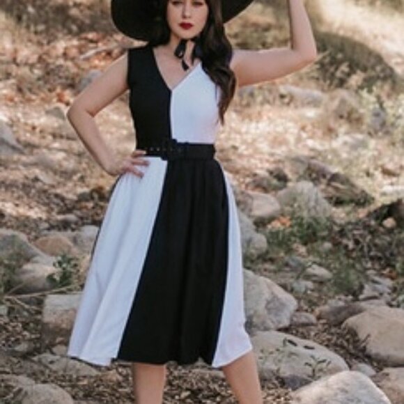 Collectif Enora Dress Black & White Colorblock - Picture 1 of 6